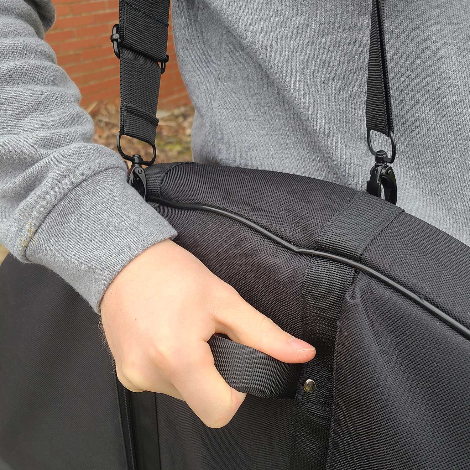 Padded Crokinole Board Carry Case- Round Rail Size - Image 3